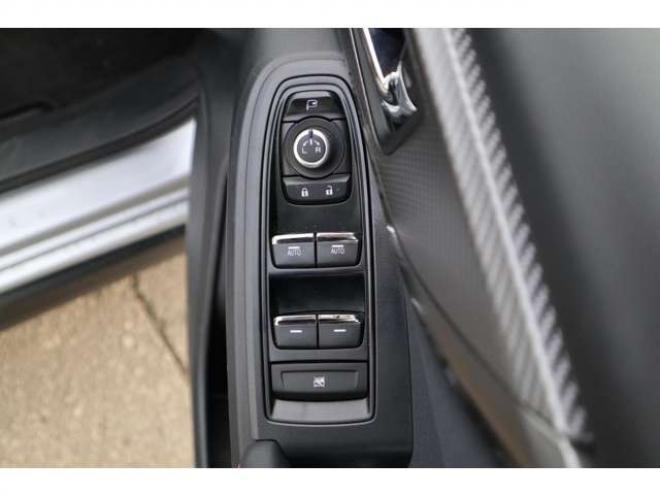 XV2.0e-L アイサイト 4WD　純正フルセグナビ　バックカメラ　ETC　電動パーキングブレーキ　オートビークルホールド　アダプティブクルーズコントロール 2000