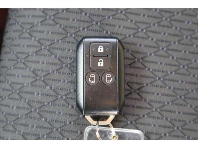 スペーシアカスタム ハイブリッド XS 4WD　全方位フルセグナビ　ヘッドアップディスプレイ　社外ドラレコ前後　ETC　両側電動スライドドア　アダプティブクルーズコントロール　パワーモード　スリムサーキュレーター 660