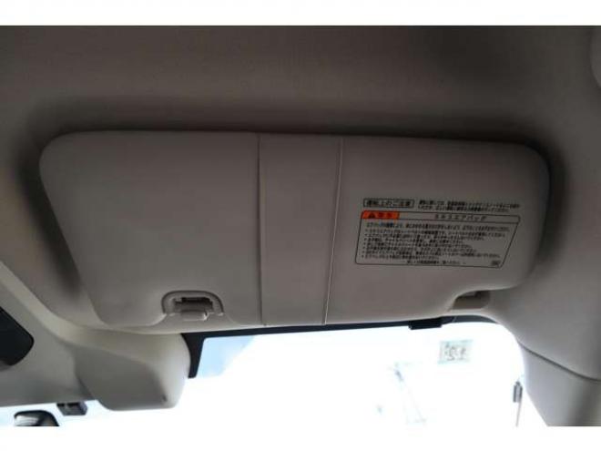 XV2.0i-L アイサイト 4WD　純正フルセグナビ　バックカメラ　ETC　電動パーキングブレーキ　ヘッドライトウォッシャー　アダプティブクルーズコントロール　LEDヘッドライト 2000