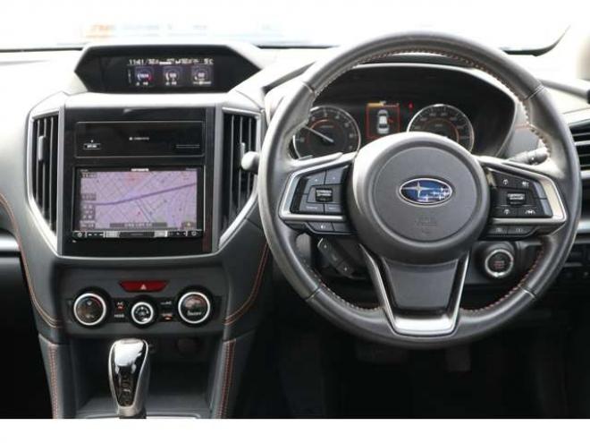 XV2.0i-L アイサイト 4WD　純正フルセグナビ　バックカメラ　ETC　電動パーキングブレーキ　ヘッドライトウォッシャー　アダプティブクルーズコントロール　LEDヘッドライト 2000