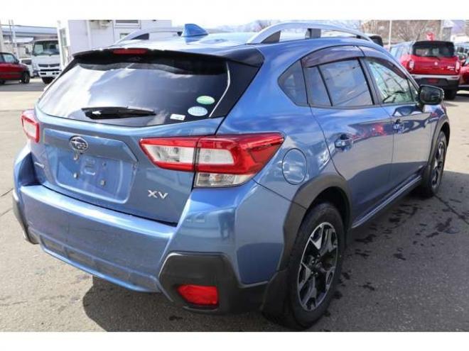 XV2.0i-L アイサイト 4WD　純正フルセグナビ　バックカメラ　ETC　電動パーキングブレーキ　ヘッドライトウォッシャー　アダプティブクルーズコントロール　LEDヘッドライト 2000