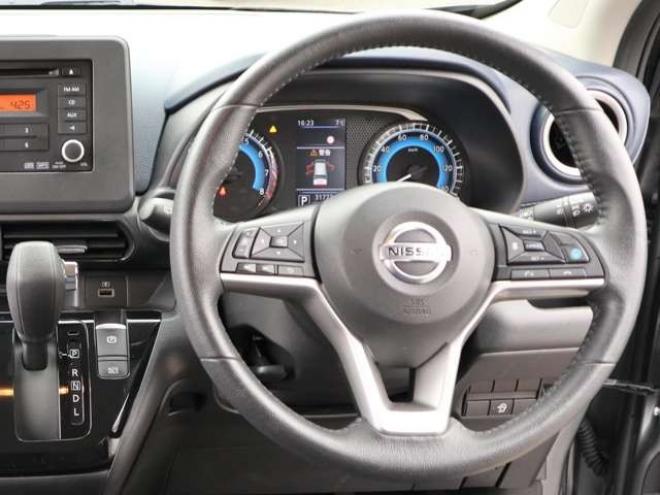 デイズハイウェイスターGターボ アーバンクロム プロパイロット エディション 4WD　純正CDプレイヤー　アラウンドビュールームミラー　電動パーキングブレーキ　シートヒーター　アダプティブクルーズコントロール 660