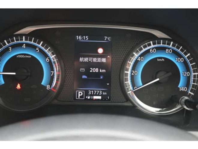 デイズハイウェイスターGターボ アーバンクロム プロパイロット エディション 4WD　純正CDプレイヤー　アラウンドビュールームミラー　電動パーキングブレーキ　シートヒーター　アダプティブクルーズコントロール 660