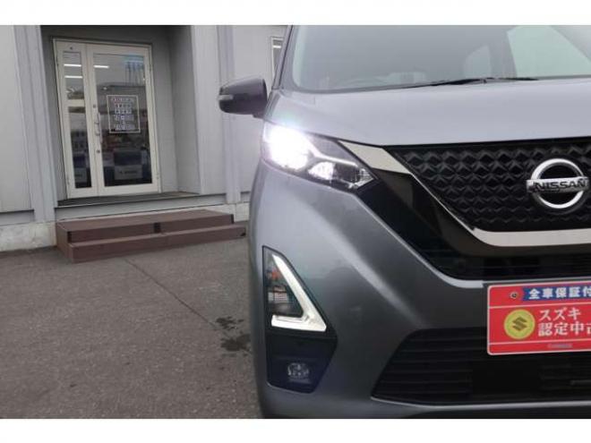 デイズハイウェイスターGターボ アーバンクロム プロパイロット エディション 4WD　純正CDプレイヤー　アラウンドビュールームミラー　電動パーキングブレーキ　シートヒーター　アダプティブクルーズコントロール 660