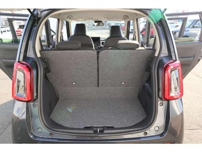 N-ONEオリジナル 4WD　シートヒーター　電動パーキングブレーキ　LEDヘッドライト　アダプティブクルーズコントロール　パーキングセンサー　ナビ装着車用スペシャルパッケージ 660