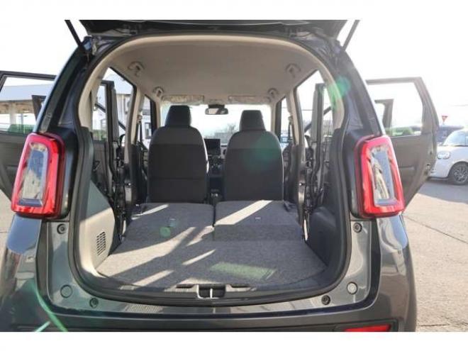 N-ONEオリジナル 4WD　シートヒーター　電動パーキングブレーキ　LEDヘッドライト　アダプティブクルーズコントロール　パーキングセンサー　ナビ装着車用スペシャルパッケージ 660