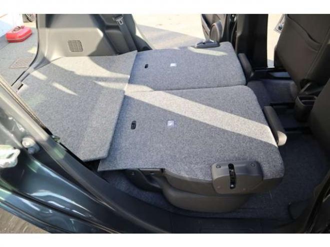 N-ONEオリジナル 4WD　シートヒーター　電動パーキングブレーキ　LEDヘッドライト　アダプティブクルーズコントロール　パーキングセンサー　ナビ装着車用スペシャルパッケージ 660