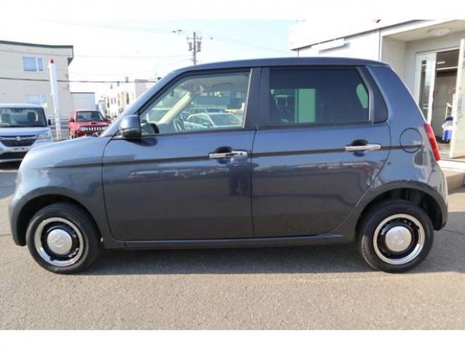 N-ONEオリジナル 4WD　シートヒーター　電動パーキングブレーキ　LEDヘッドライト　アダプティブクルーズコントロール　パーキングセンサー　ナビ装着車用スペシャルパッケージ 660