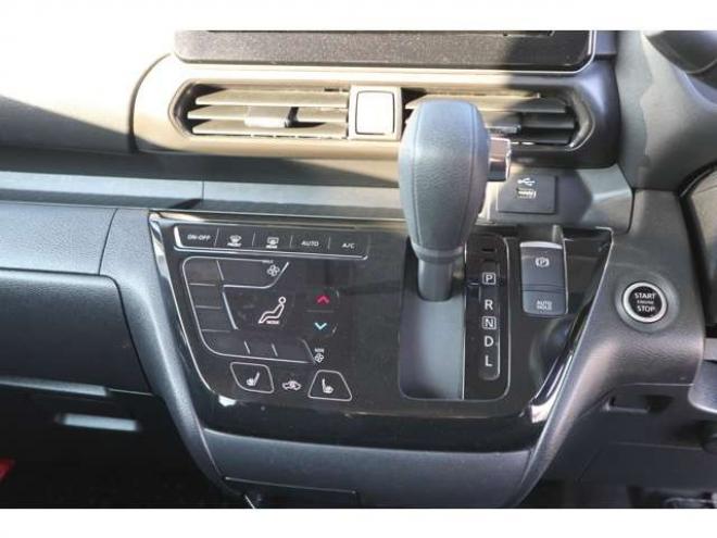 ルークスハイウェイスターGターボ プロパイロット エディション 4WD　純正フルセグナビ　アラウンドビューカメラ　シートヒーター　両側電動スライドドア　電動パーキングブレーキ　前側純正ドライブレコーダー　ハンズフリースライドドア 660