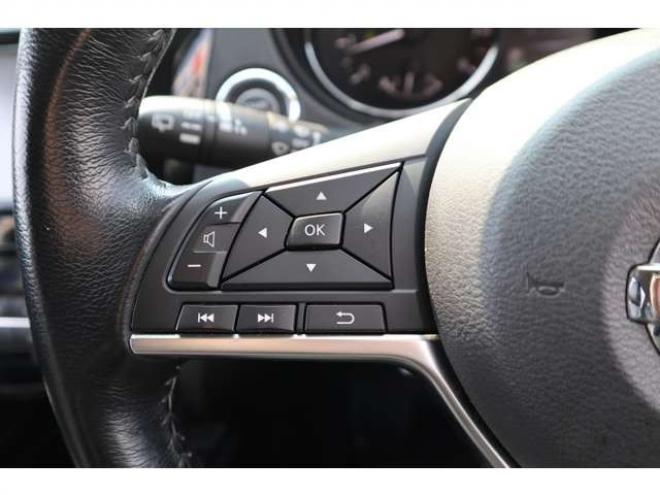 エクストレイル2.0 20X 2列車 4WD　社外ナビ　バックカメラ　電動バックドア　ハンズフリー　LEDヘッドライト　ヒルディセントコントロール 2000