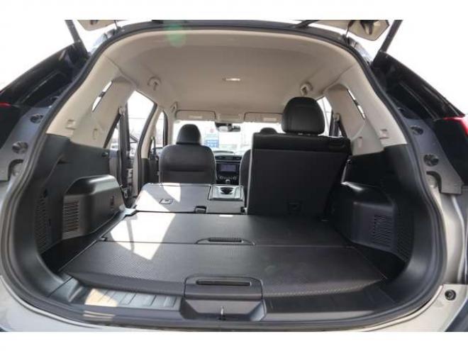 エクストレイル2.0 20X 2列車 4WD　社外ナビ　バックカメラ　電動バックドア　ハンズフリー　LEDヘッドライト　ヒルディセントコントロール 2000