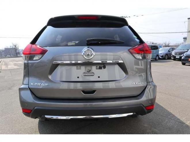 エクストレイル2.0 20X 2列車 4WD　社外ナビ　バックカメラ　電動バックドア　ハンズフリー　LEDヘッドライト　ヒルディセントコントロール 2000