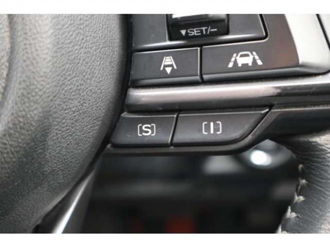 インプレッサスポーツ 2.0 i-L アイサイト 4WD　純正ダイヤトーンナビ　バックカメラ　ETC　ドライブレコーダー　電動パーキングブレーキ　ヘッドライトウォッシャー　ミラーヒーター　アダプティブクルーズコントロール 2000