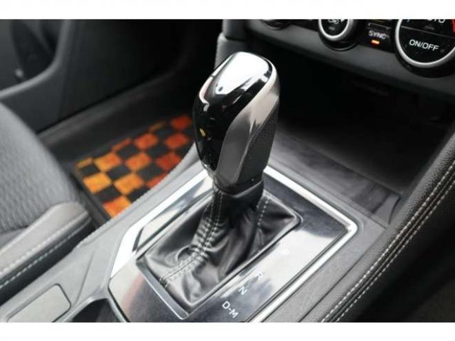 インプレッサスポーツ 2.0 i-L アイサイト 4WD　純正ダイヤトーンナビ　バックカメラ　ETC　ドライブレコーダー　電動パーキングブレーキ　ヘッドライトウォッシャー　ミラーヒーター　アダプティブクルーズコントロール 2000