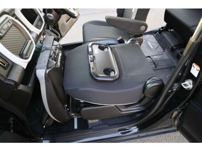 ハスラーハイブリッド Xターボ 4WD　シートヒーター　アダプティブクルーズコントロール　純正アルミ　車線逸脱警報機能　LEDヘッドライト 660