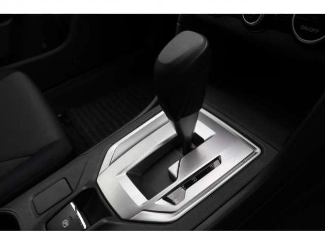 インプレッサスポーツ 1.6 i-L アイサイト 4WD　社外ナビ　ETC　電動パーキングブレーキ　オートビークルホールド　パドルシフト　アダプティブクルーズコントロール　アイサイト 1600