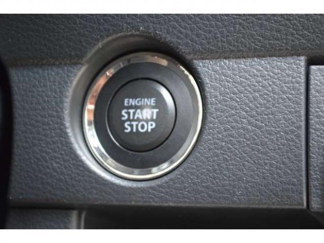 ハスラーJスタイルIIIターボ 4WD　1オーナー　特別仕様　4WD　ターボ　衝突軽減ブレーキ　CDプレイヤー　クルーズコントロール　LEDヘッドライト　オートエアコン　シートヒーター 660