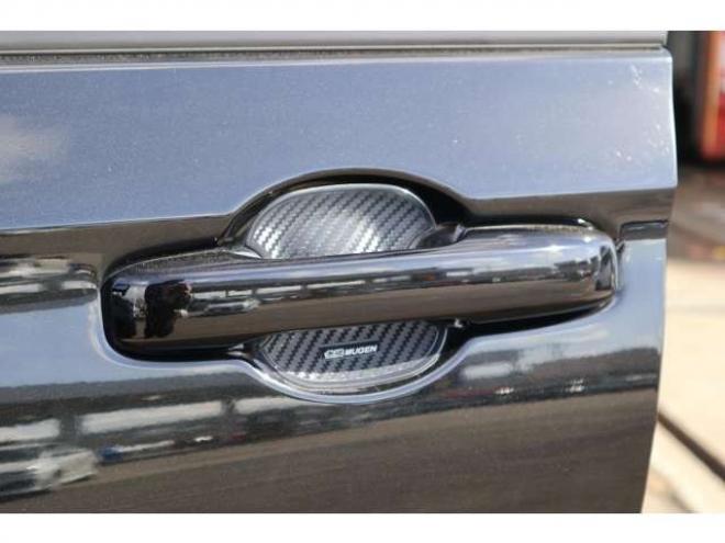 ヴェゼル1.5 e:HEV Z 4WD　純正フルセグナビ　全方位カメラ　社外ドラレコ付きデジタルルームミラー　ワイヤレス充電器　シートヒーター　アダプティブクルーズコントロール　電動パーキング　電動バックドア　ステアリングヒーター 1500