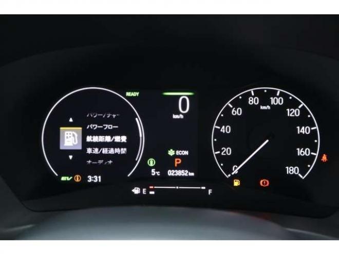 ヴェゼル1.5 e:HEV Z 4WD　純正フルセグナビ　全方位カメラ　社外ドラレコ付きデジタルルームミラー　ワイヤレス充電器　シートヒーター　アダプティブクルーズコントロール　電動パーキング　電動バックドア　ステアリングヒーター 1500