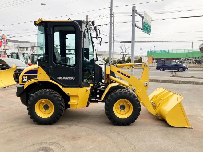 ホイールローダコマツ　中古　WA30-6E0　建機