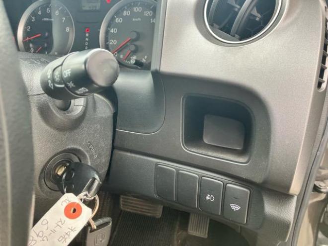 ストリームX 4WD 1800 ５Dr