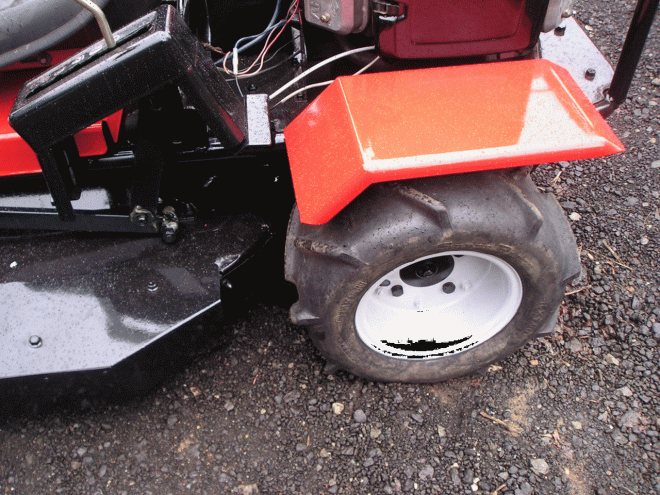 芝草刈機乗用草刈り機　ラビット　モア　全塗装で整備済み　即使用可