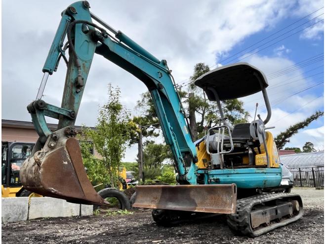 バックホーKUBOTA U20-3 ミニバックホー ディーゼル 2tクラス 配管有