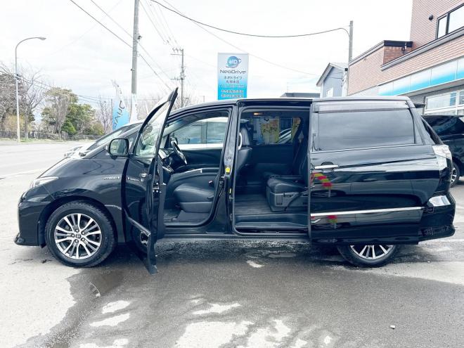 エスティマハイブリッドハイブリッド2.4アエラス プレミアムED 4WD　ローンが不安な方＜優遇ローン＞　本州仕入　寒冷地仕様　純正SDナビ　後席モニター 4WD 2400 5Dr