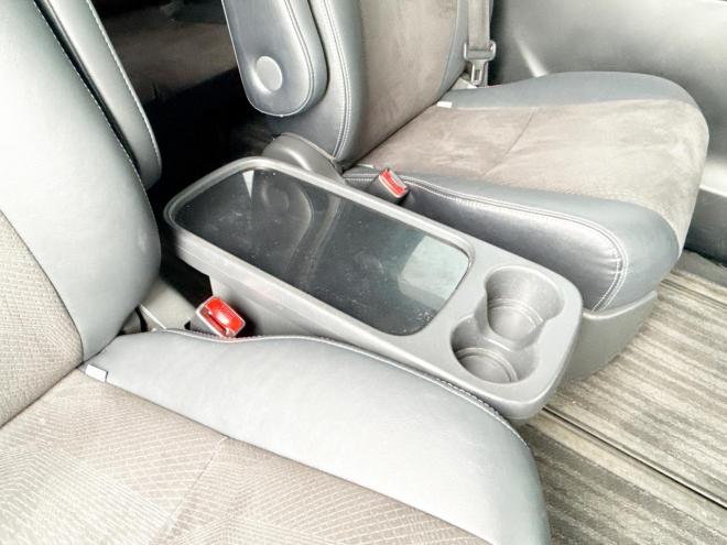 エスティマハイブリッドハイブリッド2.4アエラス プレミアムED 4WD　ローンが不安な方＜優遇ローン＞　本州仕入　寒冷地仕様　純正SDナビ　後席モニター 4WD 2400 5Dr