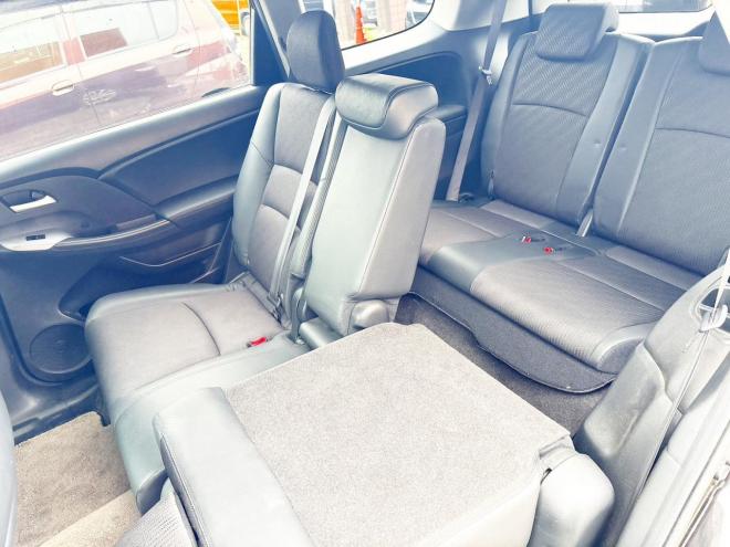 オデッセイ2.4アブソルート 4WD　ローンが不安な方＜優遇ローン1年保証　社外ナビ 