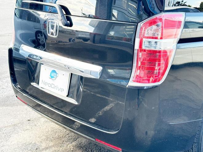 ステップワゴン2.0G Eセレクション 4WD　ローンが不安な方＜優遇ローン＞　本州仕入 寒冷地仕様　純正9型ナビ　フルセグTV 4WD 2000 5Dr