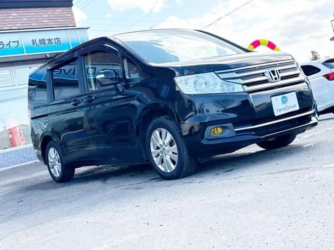 ステップワゴン2.0G Eセレクション 4WD　ローンが不安な方＜優遇ローン＞　本州仕入 寒冷地仕様　純正9型ナビ　フルセグTV 4WD 2000 5Dr