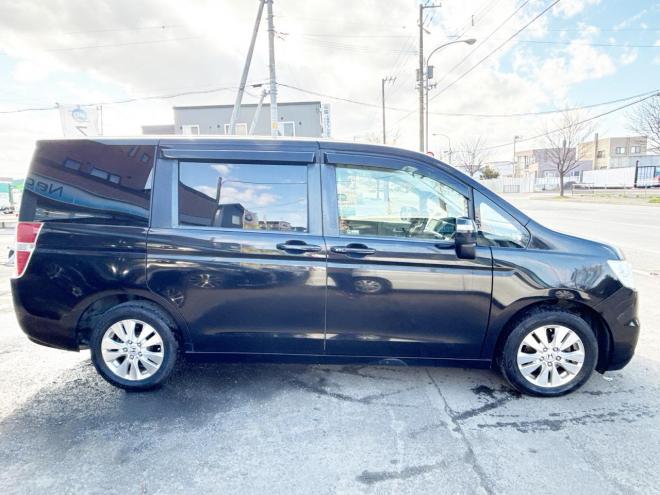 ステップワゴン2.0G Eセレクション 4WD　ローンが不安な方＜優遇ローン＞　本州仕入 寒冷地仕様　純正9型ナビ　フルセグTV 4WD 2000 5Dr