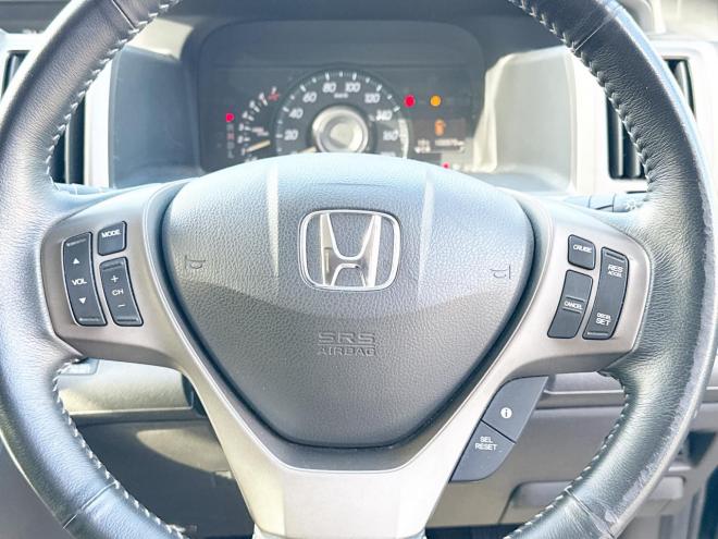 ステップワゴン2.0G Eセレクション 4WD　ローンが不安な方＜優遇ローン＞　本州仕入 寒冷地仕様　純正9型ナビ　フルセグTV 4WD 2000 5Dr