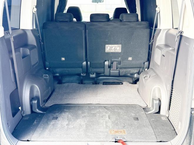 ステップワゴン2.0G Eセレクション 4WD　ローンが不安な方＜優遇ローン＞　本州仕入 寒冷地仕様　純正9型ナビ　フルセグTV 4WD 2000 5Dr