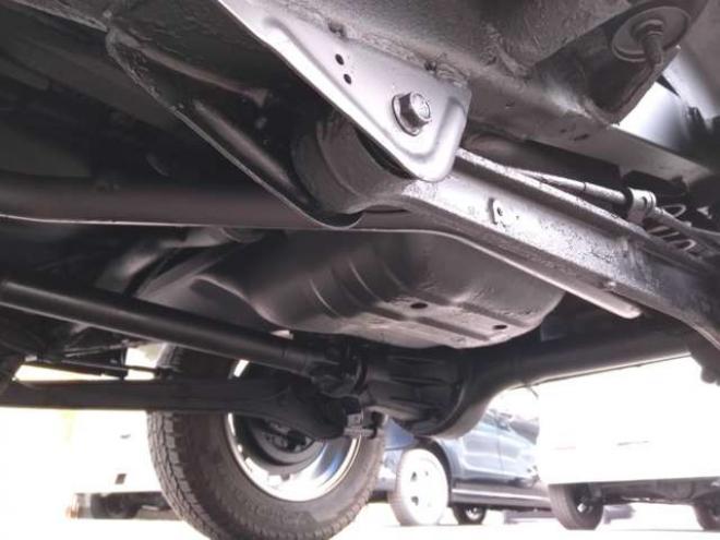 ジムニーランドベンチャー 4WD　パートタイム4WD　ABS　ICターボ　フロア5速　キーレス　ドアミラーウインカー　レザーシート　ETC　ワンオーナー車　車検令和9年8月 660