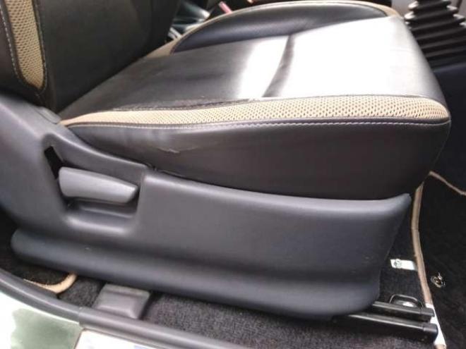 ジムニーランドベンチャー 4WD　パートタイム4WD　ABS　ICターボ　フロア5速　キーレス　ドアミラーウインカー　レザーシート　ETC　ワンオーナー車　車検令和9年8月 660