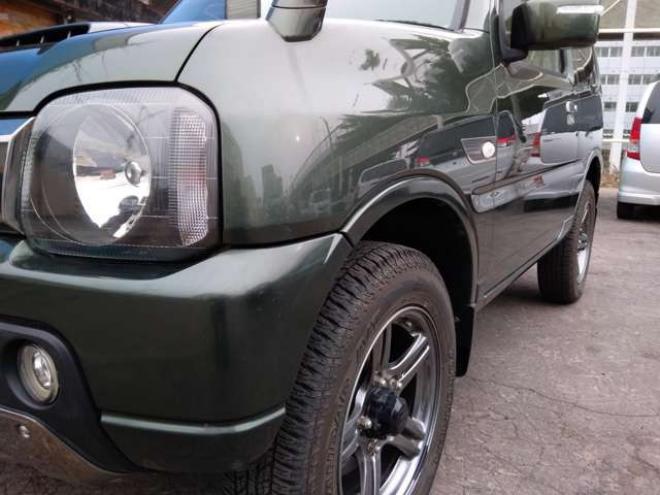 ジムニーランドベンチャー 4WD　パートタイム4WD　ABS　ICターボ　フロア5速　キーレス　ドアミラーウインカー　レザーシート　ETC　ワンオーナー車　車検令和9年8月 660