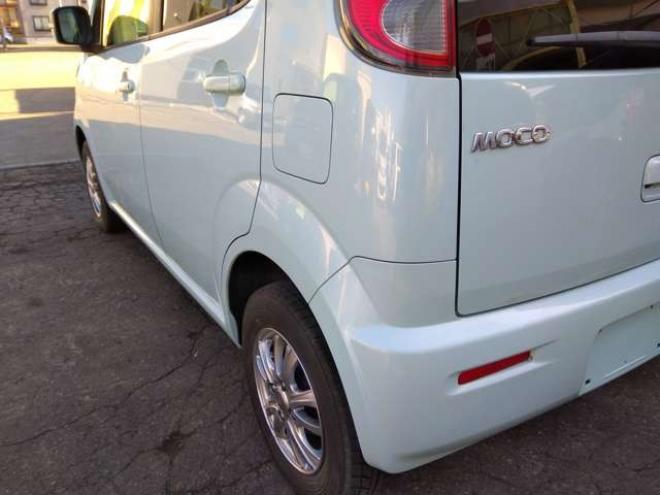 モコS FOUR 4WD　ABS　インテリジェントキー　プッシュスタート　ナビTV　ブルーツース　バックカメラ　リモコンスターター　ドアミラーウインカー　D席シートヒーター　夏冬アルミタイヤ付　車検令和10年4月 660