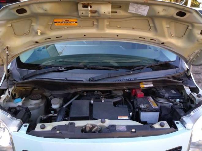 モコS FOUR 4WD　ABS　インテリジェントキー　プッシュスタート　ナビTV　ブルーツース　バックカメラ　リモコンスターター　ドアミラーウインカー　D席シートヒーター　夏冬アルミタイヤ付　車検令和10年4月 660