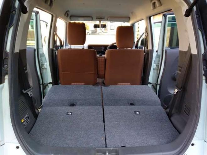 モコS FOUR 4WD　ABS　インテリジェントキー　プッシュスタート　ナビTV　ブルーツース　バックカメラ　リモコンスターター　ドアミラーウインカー　D席シートヒーター　夏冬アルミタイヤ付　車検令和10年4月 660