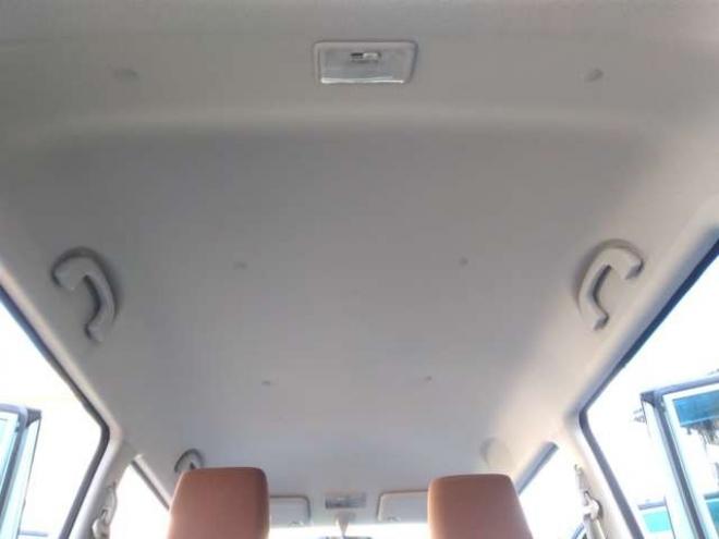 モコS FOUR 4WD　ABS　インテリジェントキー　プッシュスタート　ナビTV　ブルーツース　バックカメラ　リモコンスターター　ドアミラーウインカー　D席シートヒーター　夏冬アルミタイヤ付　車検令和10年4月 660