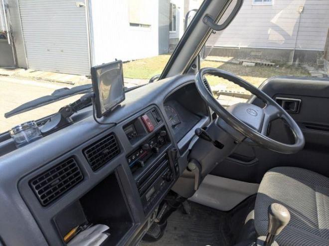 ダイナ　スーパーシングル　ジャストロー　１.５トン　低床 4WD 