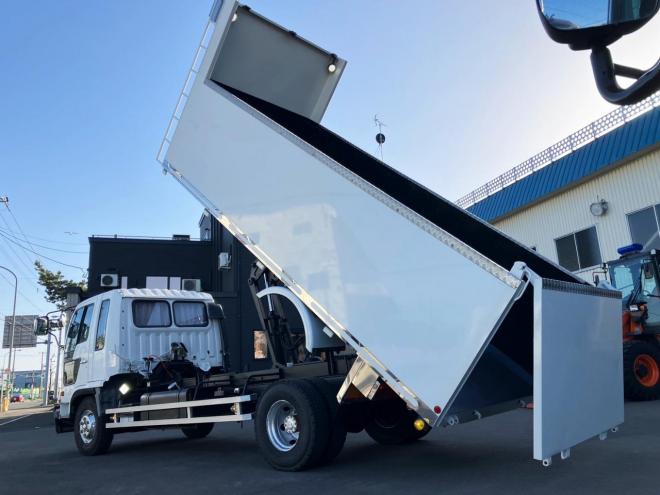 レンジャー中古　ロング深ダンプ　中型トラック
