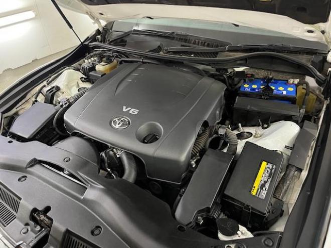 マークXプレミアム　Ｆｏｕｒ　本州仕入　寒冷地仕様　禁煙車　純正ハーフレザーシート　純正１６インチＡＷ　社外１６ＡＷ＋スタッドレスタイヤ付　純正ナビ　地デジ　Ｂｌｕｅｔｏｏｔｈオーディオ　バック＆サイドカメラ　パークアシスト 4WD 2500 4Dr