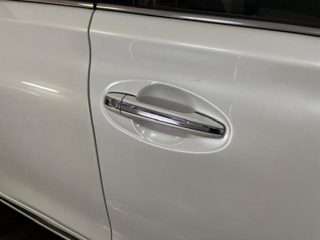 マークXプレミアム　Ｆｏｕｒ　本州仕入　寒冷地仕様　禁煙車　純正ハーフレザーシート　純正１６インチＡＷ　社外１６ＡＷ＋スタッドレスタイヤ付　純正ナビ　地デジ　Ｂｌｕｅｔｏｏｔｈオーディオ　バック＆サイドカメラ　パークアシスト 4WD 2500 4Dr