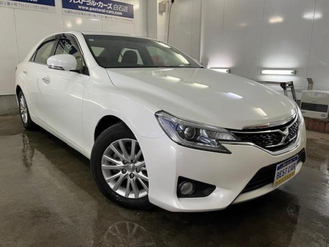 マークX２５０Ｇ　Ｆｏｕｒ　本州仕入　寒冷地仕様　禁煙車　純正１６インチＡＷ　社外１６ＡＷ＋スタッドレスタイヤ付　純正ナビ　地デジ　Ｂｌｕｅｔｏｏｔｈオーディオ　バックカメラ　ピットワーク製新品バッテリー　ＨＩＤヘッドライト 4WD 2500 4Dr