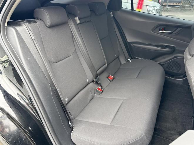 プリウス2.0G E-Four 4WD　ローンが不安な方＜優遇ローン＞　本州仕入　寒冷地仕様　軽減ブレーキ　レーンキープ 4WD 2000 5Dr