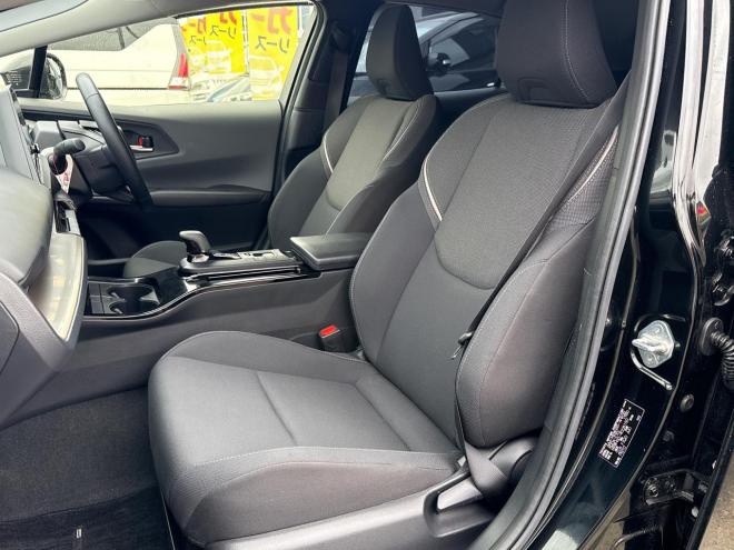 プリウス2.0G E-Four 4WD　ローンが不安な方＜優遇ローン＞　本州仕入　寒冷地仕様　軽減ブレーキ　レーンキープ 4WD 2000 5Dr