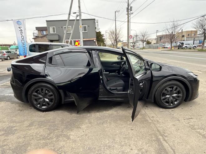 プリウス2.0G E-Four 4WD　ローンが不安な方＜優遇ローン＞　本州仕入　寒冷地仕様　軽減ブレーキ　レーンキープ 4WD 2000 5Dr